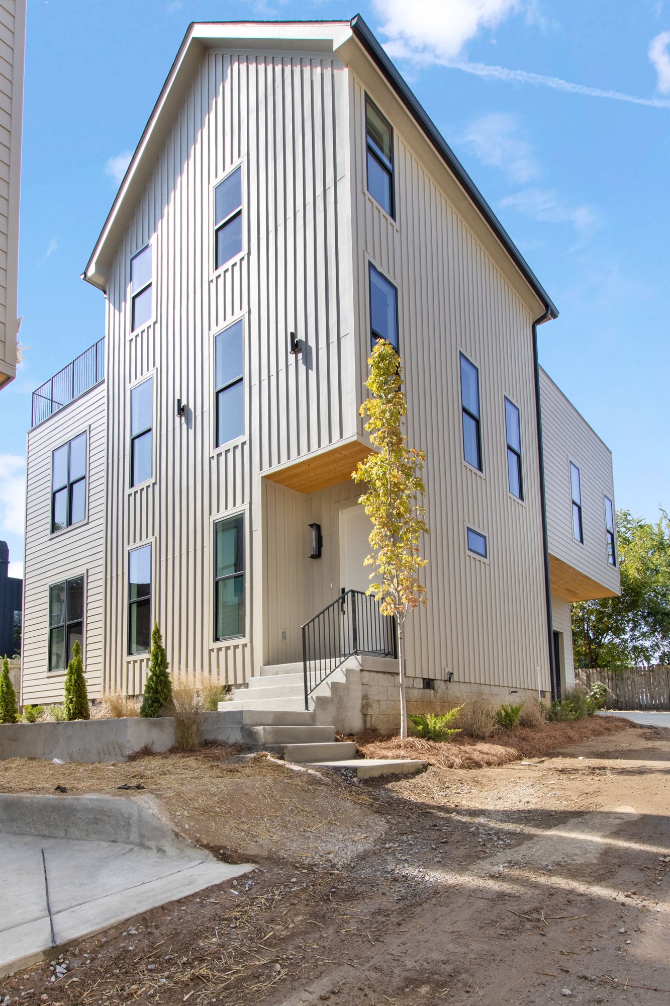 108B North Ninth Street — exterior